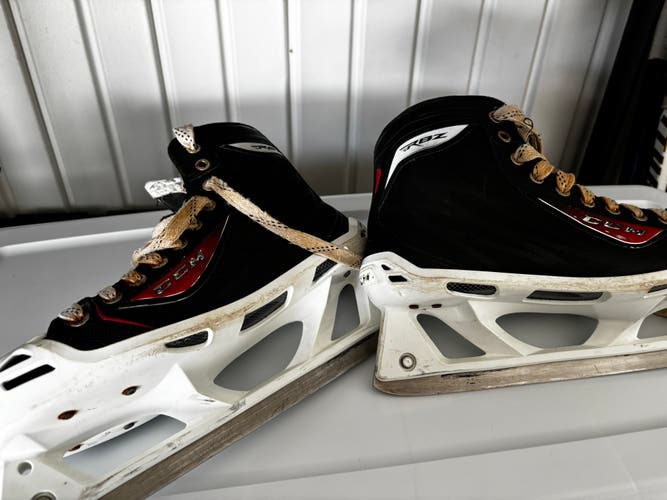 2014 CCM RBZ Hockey Goalie Skates Regular Width 10 (Used)