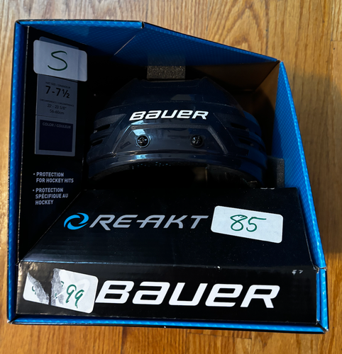Small Bauer Re-Akt 85 Helmet Navy (New)