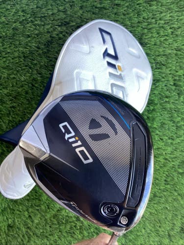 TaylorMade Qi10 Driver 9.0* With HZRDUS 6.0 Stiff Graphite Shaft