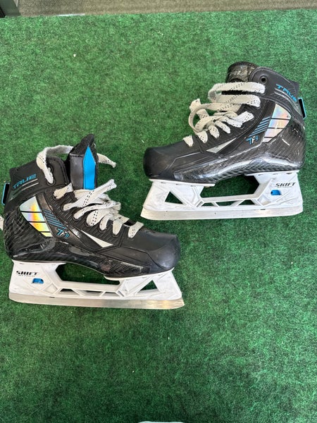 Intermediate True TF9 Hockey Goalie Skates (Regular) Size 4 (Used)