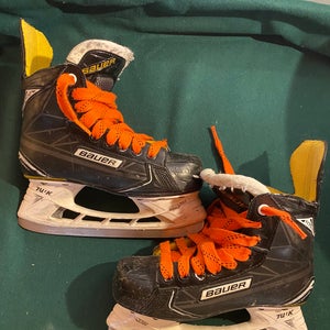 Black 2016 Bauer Supreme S170 Hockey Skates Regular Width Size 3 (Used)
