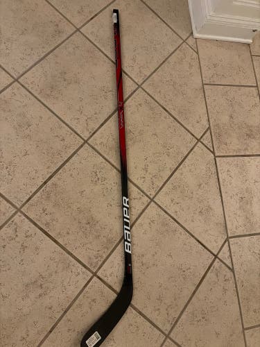 Intermediate Bauer Vapor X4 Right Handed Hockey Stick P88 65 Flex (New)