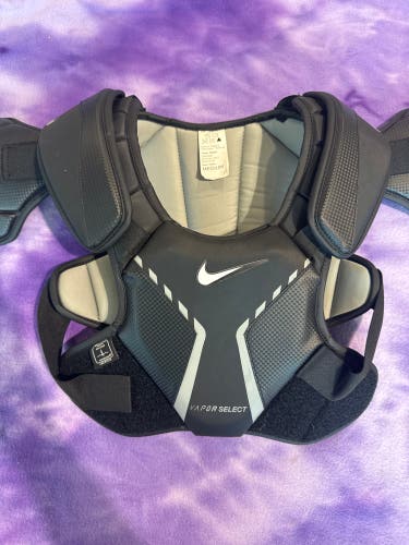 Medium Adult Nike Vapor Shoulder Pads (Used)