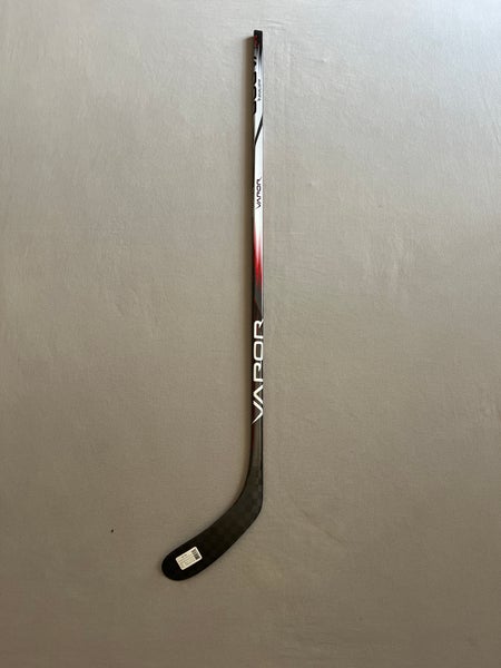 New 70 Flex P28 Senior Bauer Vapor League Left Hand Hockey Stick