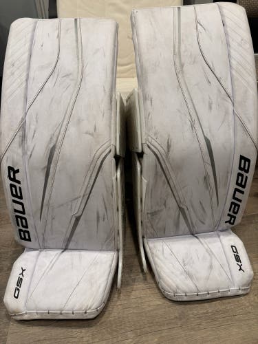White Small 33+ Senior Bauer GSX Goalie Leg Pads (Used)