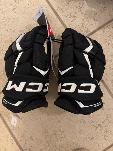 CCM JetSpeed FT6 Pro Gloves 15" (New)