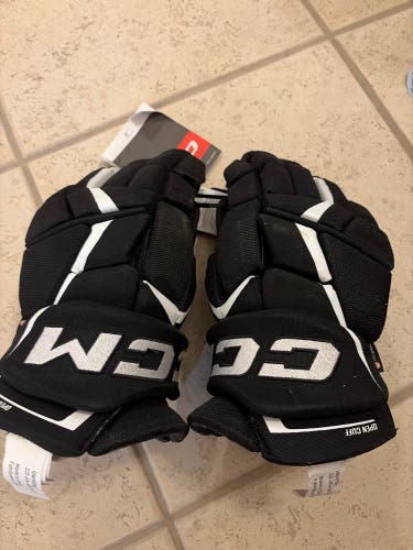 CCM JetSpeed FT6 Gloves 15" (New)