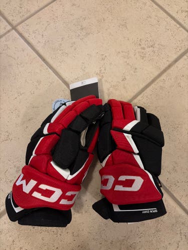 CCM JetSpeed FT6 Gloves 15" (New)
