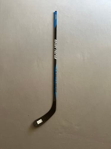 New 70 Flex P92 Senior Bauer Nexus League Right Handed Pro Stock Hockey Stick