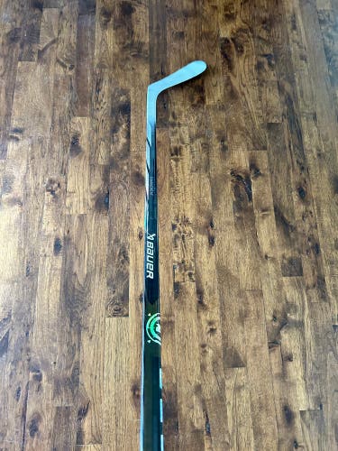 Intermediate Bauer Proto-R Right Handed Hockey Stick P92 55 Flex (Used)