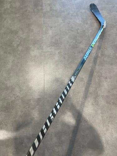 Junior Warrior Alpha LX Pro Hockey Stick Left Hand Mid Pattern 55 Flex (Used)