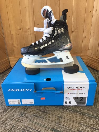 2023 Bauer S23 Vapor Shift Pro (SMU) Hockey Skates Size 5.5 (New)