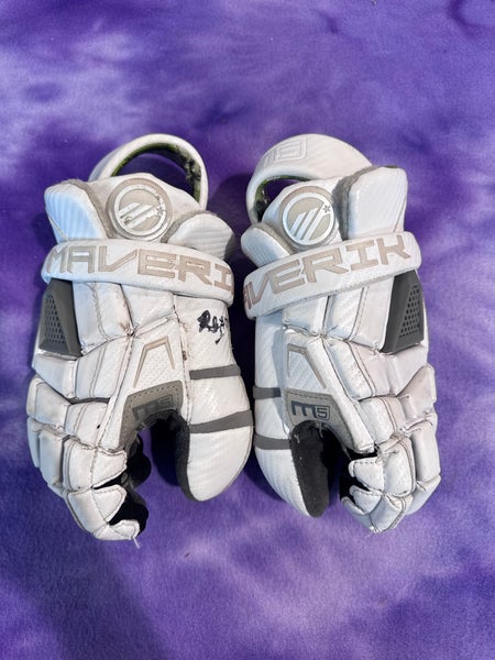 White Goalie Maverik M5 Lacrosse Gloves (Used)