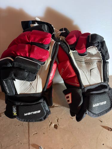 Bauer Supreme Ultrasonic Gloves 15" (New)