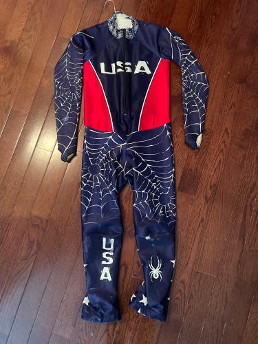 Men's XL Spyder Ski Suit (Used)