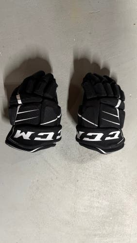 CCM JetSpeed FT350 Gloves 10" (Used)