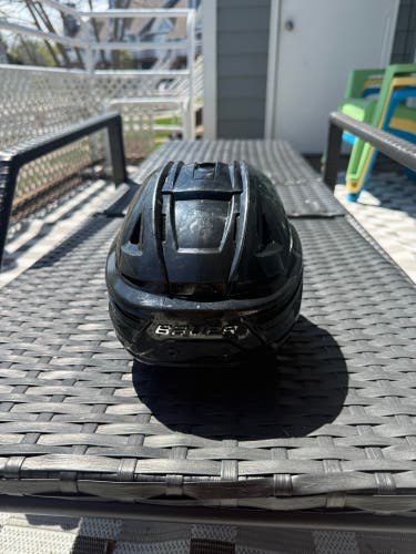 Medium Bauer Re-Akt 155 Helmet (Used)
