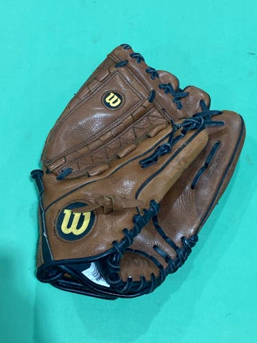 Used Wilson A700 Right Hand Throw Baseball Glove 12.5"