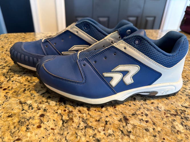 Blue Women's Size M 9.0 (W 10.0) Ringor Low Top Turf Cleats (Used)