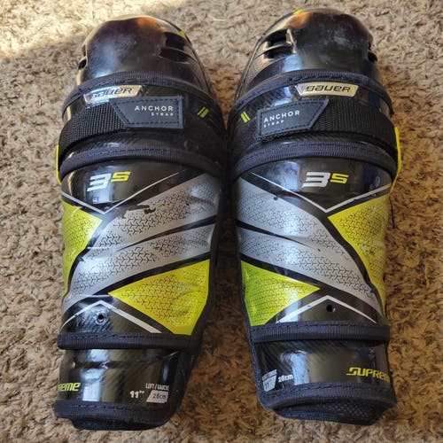 Youth Bauer Supreme 3S 11" Shin Pads (Used)