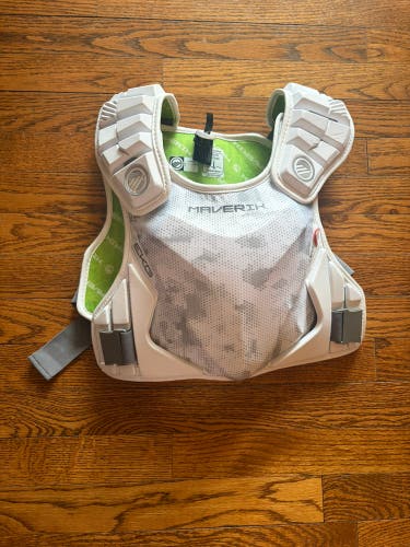 Large Adult Maverik MAX EKG Shoulder Pads (Worn for one week)