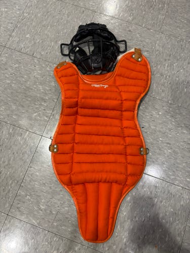 Adult Rawlings Umpire Set (Mask+Chest) (Used)