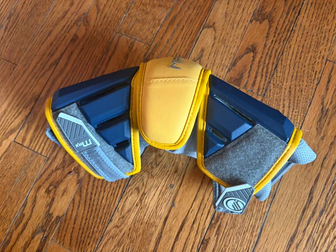 Medium Adult Maverik Max Arm Pads (only used for one week)