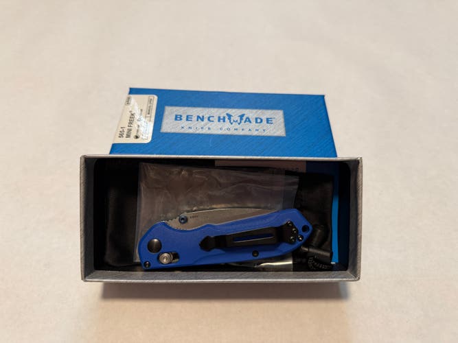 Benchmade Mini Freek pocket knife S90V (NEW)