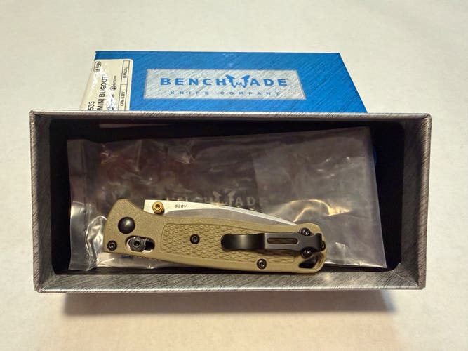 Benchmade Mini Bugout Grivory pocket knife S30V (NEW)