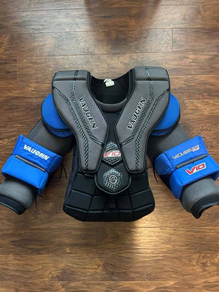 Large Vaughn V10 Goalie Chest Protector (Used)