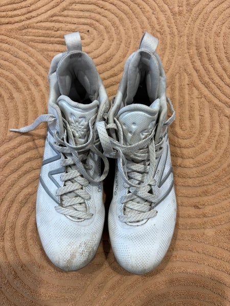 Men's New Balance Freeze 4.0 Footwear | Size 7.5 (Used)