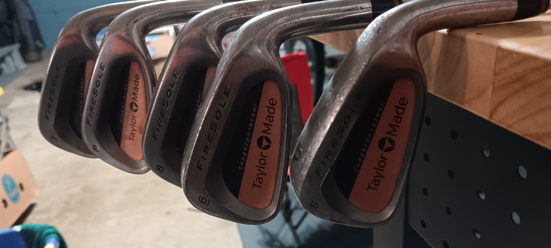 TAYLORMADE FIRE SOLE GOLF SET 5-8, PW REGULAR FLEX, RH