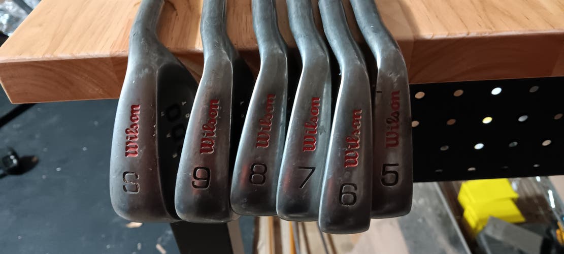 Wilson 1200 Irons Set 5-9,SW Steel Shafts