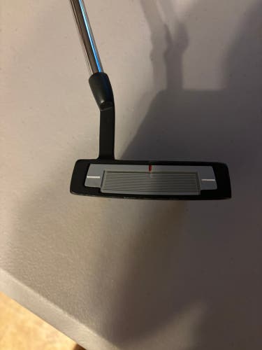 Gray Men's 2024 Wilson Harmonized Left Hand Putter Uniflex 34" (Used)