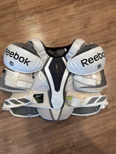Large Reebok 20K Pro KFS Shoulder Pads (Used)