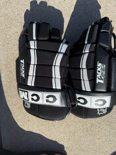 CCM Tacks 492 Gloves 15" (Used)