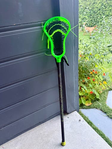 STX Stallion Prism 1K on a Dragonfly Elite in Black with Green logos