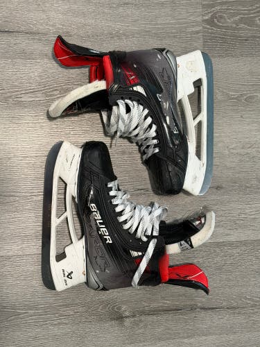 2023 Bauer Vapor X5 Pro Hockey Skates Regular Width 6.5 (Used)