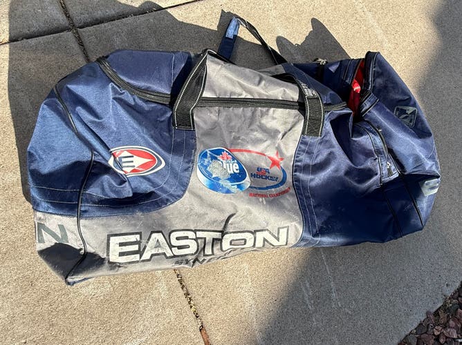 Easton USA Hockey Labatts Bag (Used)