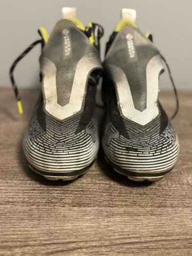 Under Armour Men Highlight Hammer MC Cleats (Used)-Men’s 8.5-Black