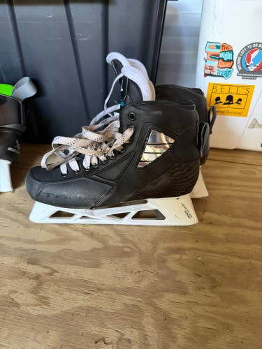 True 2 Piece Hockey Goalie Skates Pro Stock 8 (Used)