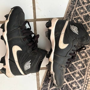 Black Kid's 6Y (Big Kids / Youth) Youth Nike Air Jordan High Top Molded Cleats (Used)