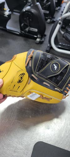 Used Franklin 14 BB/SB Glove RH Throw None 14" 11497-S000156979