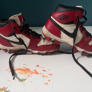 Nike Air Jordan FastFlex Kids 4.5Y (Big Kids / Youth) Nike Mid Top Molded Cleats (Used)