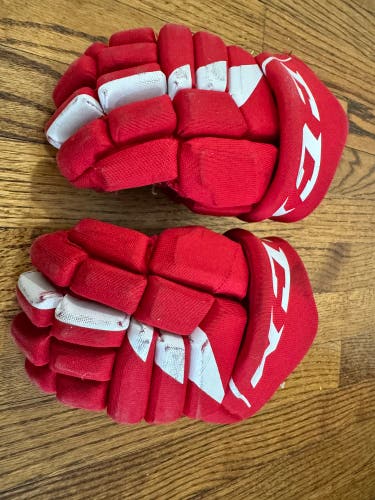 CCM HGPJSPP Gloves 10" (Used)