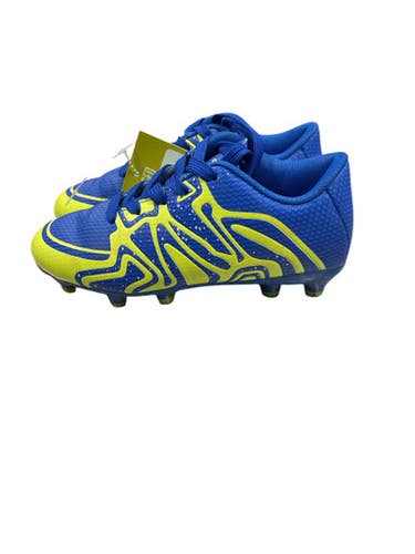 Used Camelbak Soccer Cleats Black Youth 12.0 11847-S000034340