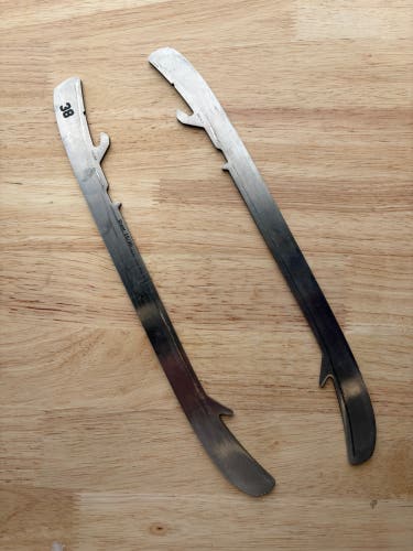 NHL Pro Stock Game Used Bauer LS PULSE ss 288mm Skate Blades / Runners