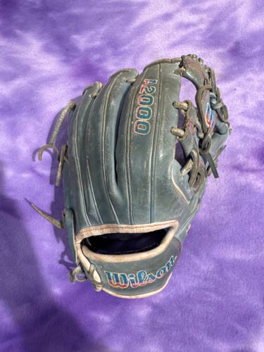 Blue Wilson A2000 "The Moment Autism Speaks" RH Infield Baseball Glove 11.5" (Used)