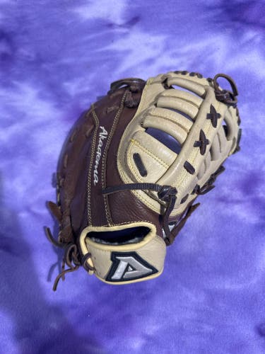 Brown Akadema Prodigy Series RH First Base Baseball Glove 11.5" (Used)