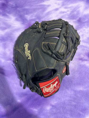 Black Rawlings Renegade RH First Base Baseball Glove 11.5" (Used)